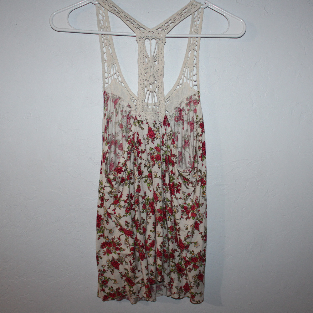 Crochet Floral Tank Top - Picture 7 of 7